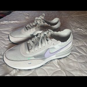 nike waffle one sneakers women lilac